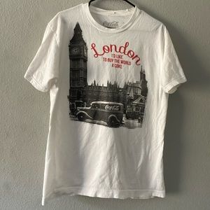 Men’s Large Coca-Cola London T Shirt